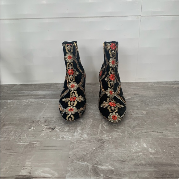 Russell and Bromley heeled ankle boots - Picture 10 of 10